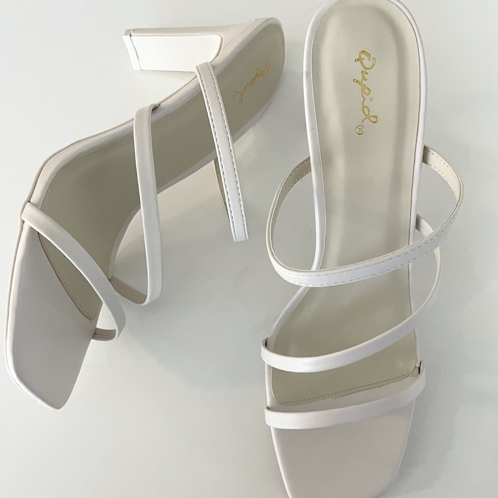 Qupid Strappy Heels (BRAND NEW)